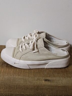 Nike Hermosa Y2K Slip-On Canvas Mules in Beige Women's Size 8.5